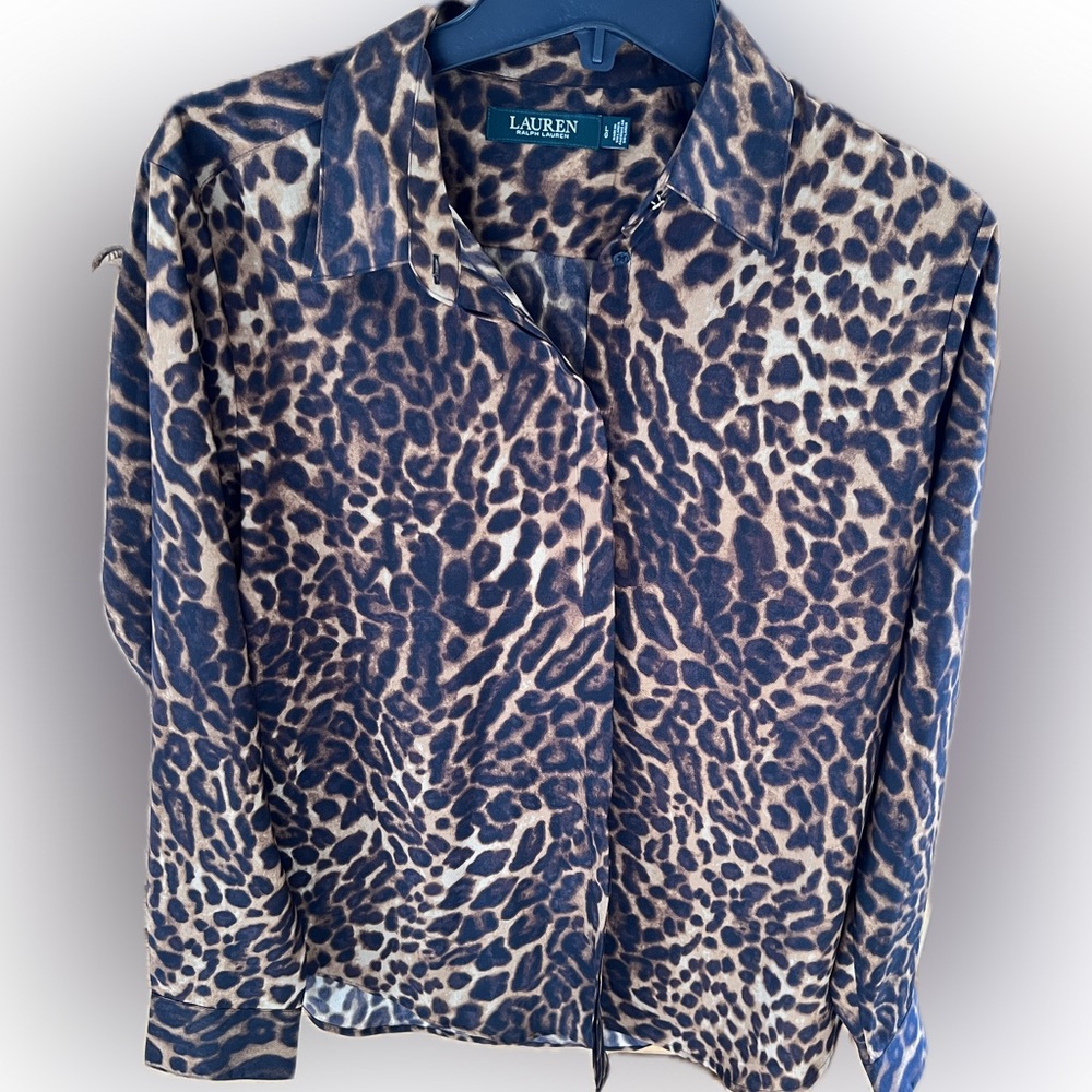 Ralph Lauren Women’s Leopard Print Button-Down Shirt - Picture 8 of 9